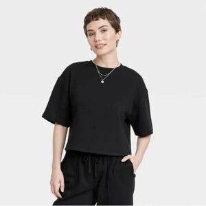 Universal Thread Leisure Studio Short Sleeve Fleece Crew Neck Black Top Size XS